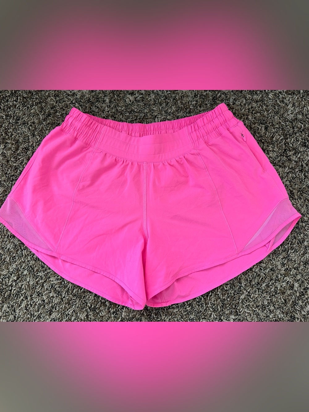 Lululemon Women’s Hotty Hot Running Shorts - vibrant hot pink size 8